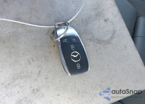 2025 Mercedes-Benz Glb 250 4Matic from USA, damaged, VIN W1N4M4HB1SW421737